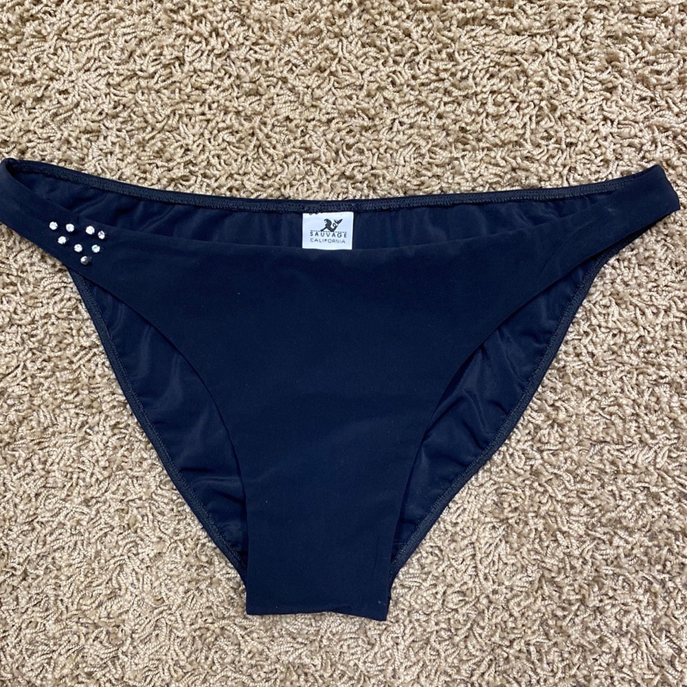 Sauvage black with Swarovski crystals L full bottom